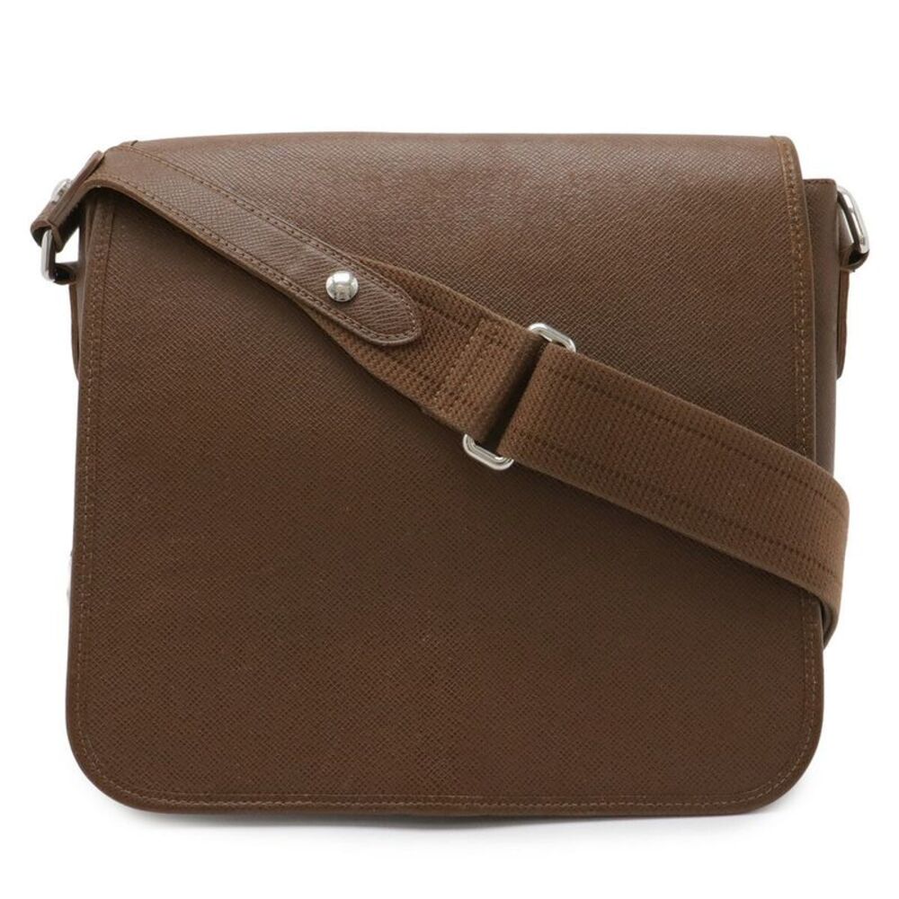 Louis Vuitton Taiga Leather Andre Messenger Bag